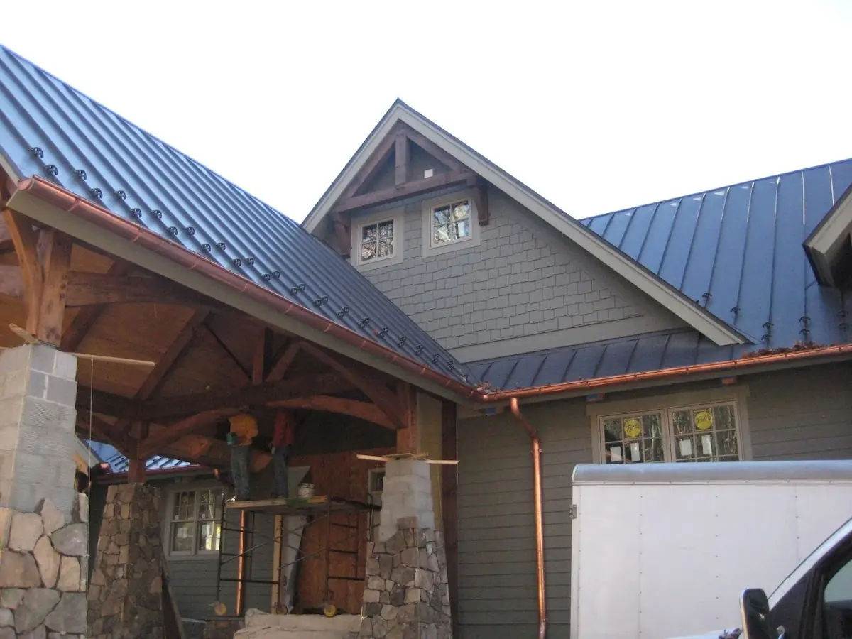 Craftsman Roofing team delivering quality roofing work in Biola Junction